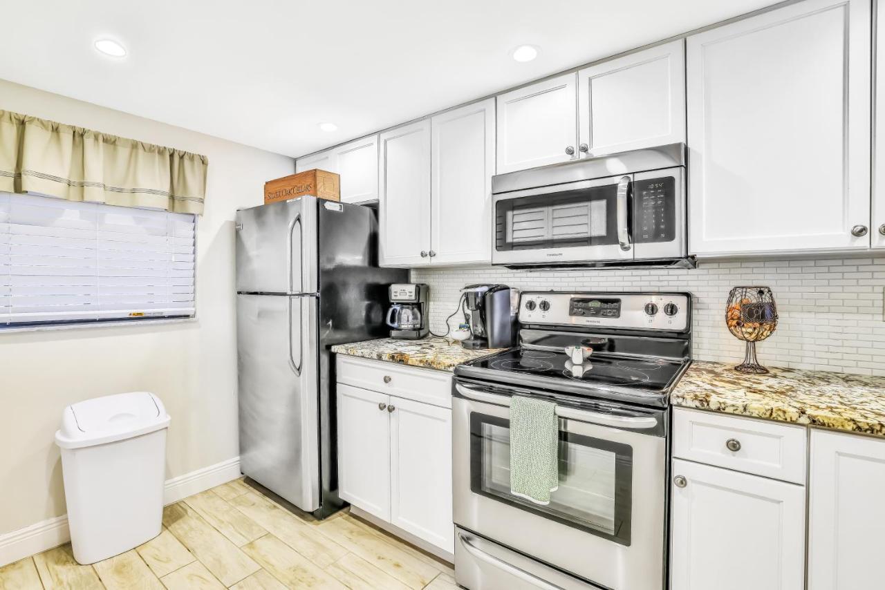 Apartamento Cocoas By The Sea Cocoa Beach Exterior foto